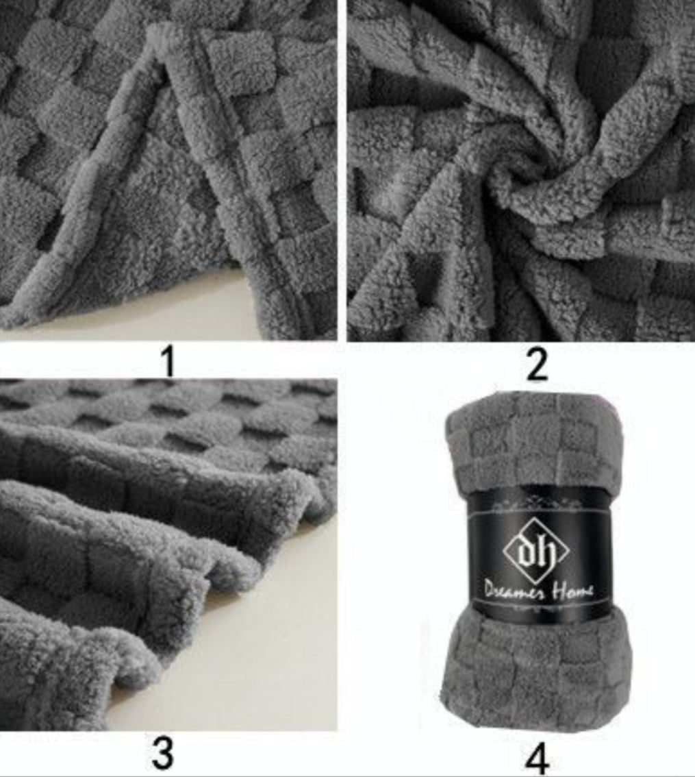 Manta de Microlina Shopli – Ultra Suave con Diseño Texturizado | 3 Medidas Disponibles